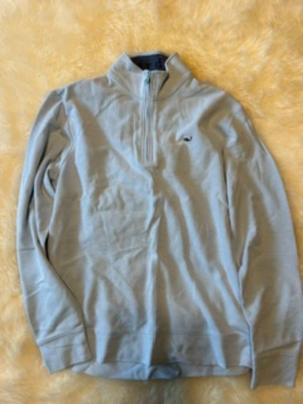 Vineyard Vines Quarter zip, light blue, size medium